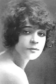 Nina Speight