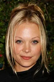 Alexandra Holden
